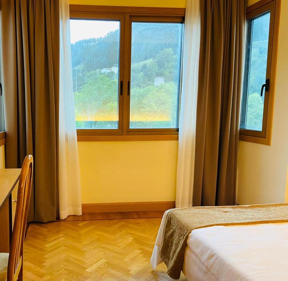 Hotel Asador Arriarte Eibar Luaran gambar